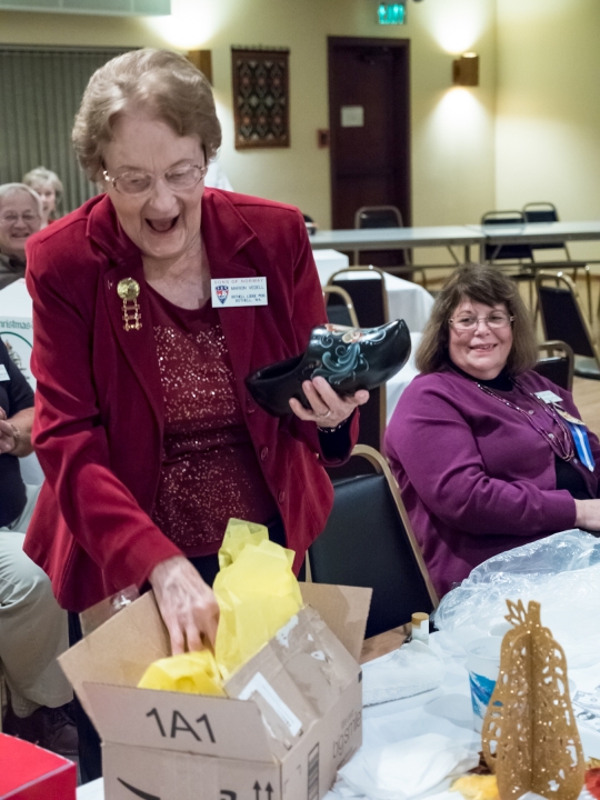 Bothell Oct 2012-37.jpg - Parcel Post Auction